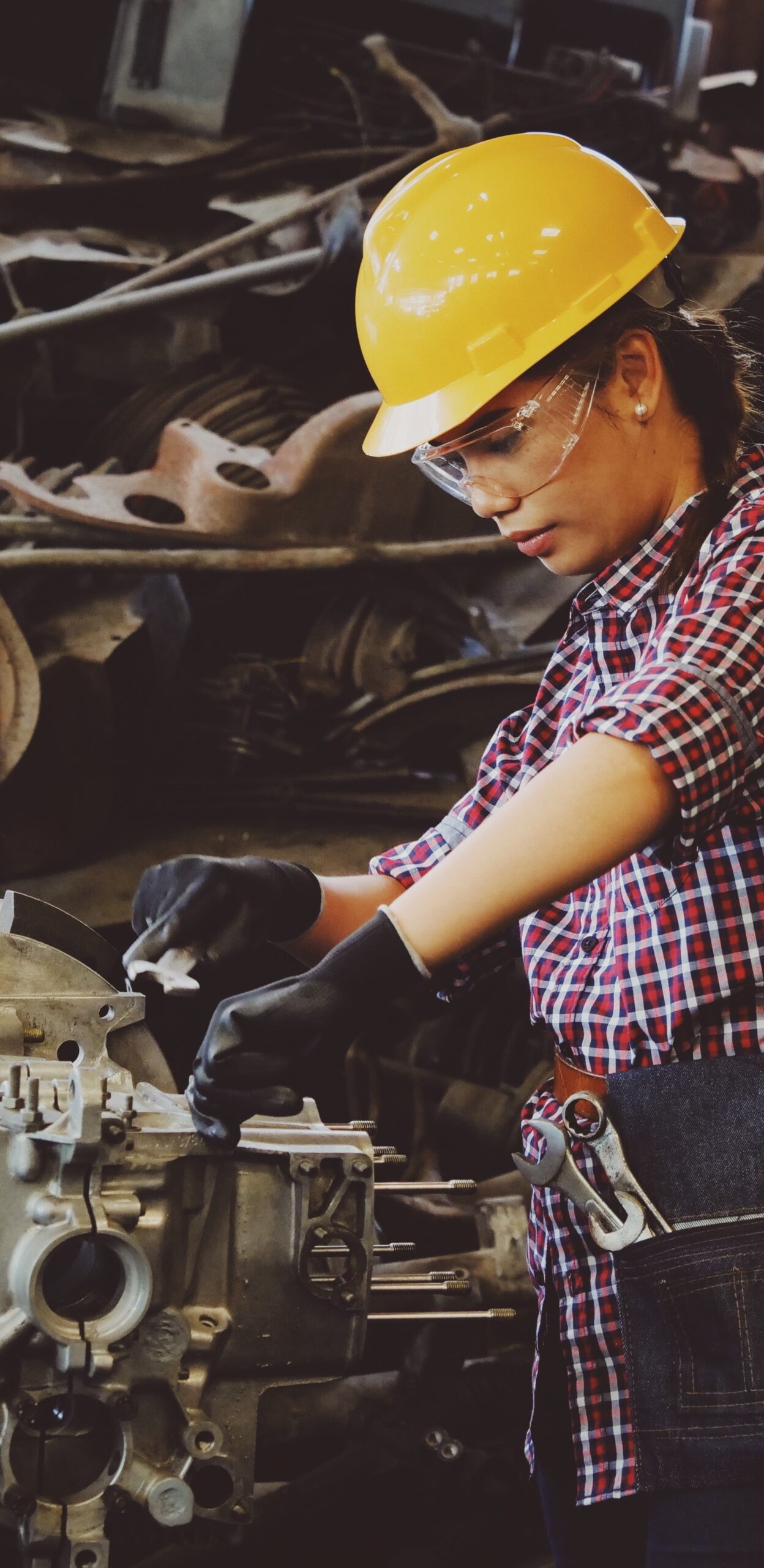 Picture of mechanic doing technical work